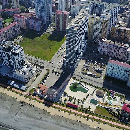 Orbi Dima Apart. Batumi Appartamento Esterno foto