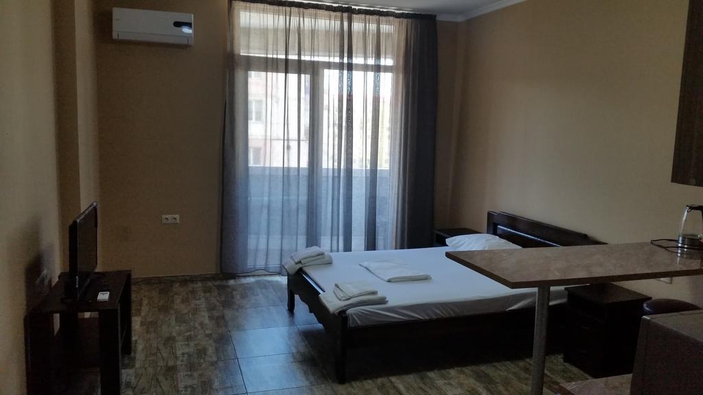 Orbi Dima Apart. Batumi Appartamento Esterno foto