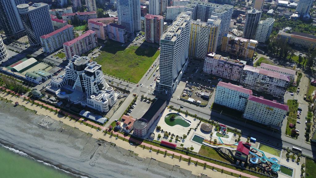 Orbi Dima Apart. Batumi Appartamento Esterno foto