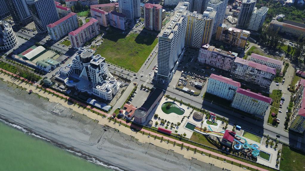 Orbi Dima Apart. Batumi Appartamento Esterno foto